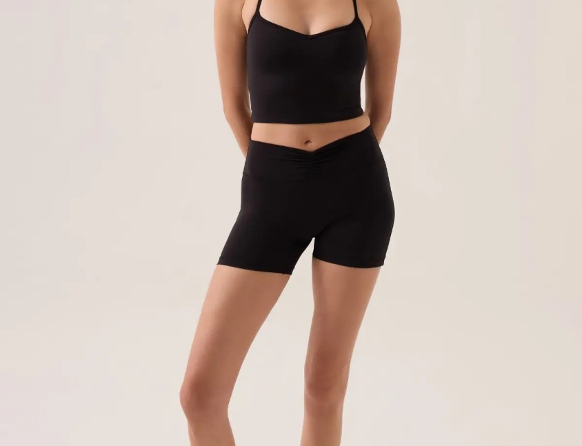 Los Ojos x Ece Siyah Kalp Yaka Spor Sütyeni Sweetheart Neck Top